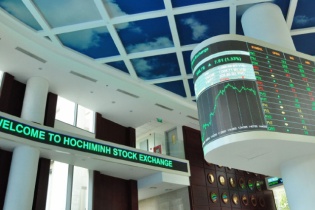 HoSE yêu cầu công ty chứng khoán quản lý sửa/ hủy lệnh khung giờ cao điểm