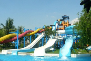 Công viên nước Đầm Sen qua bão đại dịch nhờ "của để dành"