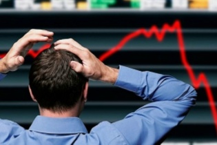 Thị trường chứng khoán 8/3: Bán tháo diện rộng, VN-Index mất hơn 25 điểm