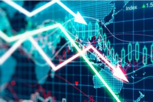 Cổ phiếu phân bón ngược dòng trong bão; Khối ngoại mạnh tay bán ròng; 29 cổ phiếu UPCoM rời sàn