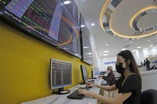 Chứng khoán VPBank tăng vốn khủng, lợi nhuận quý II dựa vào kinh doanh trái phiếu