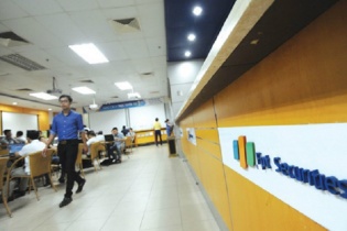 FPTS phân phối hơn 3,2 triệu cổ phiếu ESOP cho 54 CBCNV