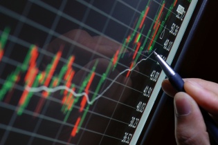 VN-Index tăng hơn 16 điểm, hiện tượng lạ ở cổ phiếu Hải Phát