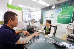 VCB "gánh" thị trường, vốn hóa Vietcombank vượt 400.000 tỷ đồng