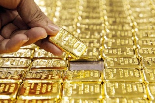GDP quý I của Mỹ thấp hơn kỳ vọng, vàng tuột khỏi ngưỡng 2.000 USD/ounce