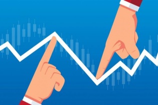 Dòng tiền chảy mạnh, cổ phiếu Vingroup bật tăng