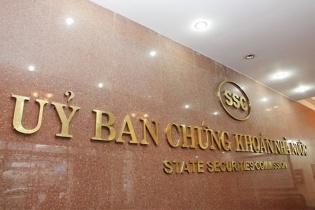 Xử phạt gần 500 tổ chức trên thị trường chứng khoán 
