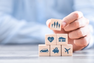 Bảo hiểm nhân thọ: Doanh thu tăng trưởng âm năm đầu tiên trong lịch sử