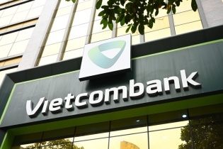 Cổ phiếu Vietcombank kéo chỉ số đi lùi, khối ngoại bán ròng hơn 900 tỷ đồng