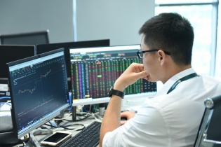 Tự doanh chứng khoán bán ròng trở lại 2.265 tỷ đồng trong tháng 2/2024