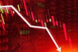 Cổ phiếu vừa và nhỏ đồng loạt giảm trong phiên 15/8, khối ngoại tiếp tục mua ròng