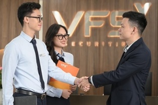 CEO Chứng khoán Nhất Việt muốn thoái 6,34% vốn