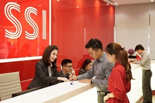 Thị phần môi giới sàn HoSE năm 2024: VPS giữ ngôi vương, SSI thu hẹp mạnh “miếng bánh”