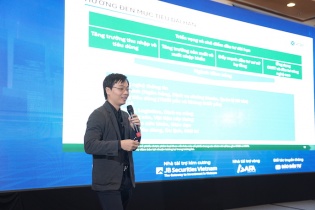 Kênh đầu tư 2025: Vàng là tài sản chiến lược, thêm tiền chờ cơ hội giải ngân