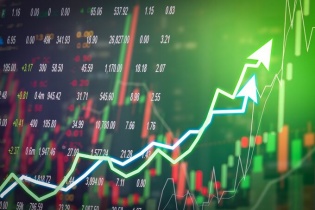 VN-Index vượt 1.250 điểm, khối ngoại nối dài mua ròng 3 phiên liên tiếp