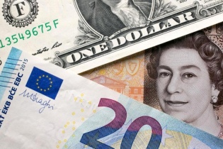 Đồng euro leo đỉnh, vàng miếng SJC tiến sát mốc 120 triệu đồng/lượng