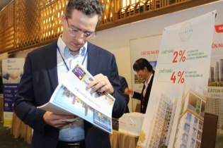 Không cấm cho vay mua "nhà trên giấy"; Hà Nội sắp có tuyến đường rộng gần 100m; Ninh Bình sắp có tổ hợp dự án 900 ha