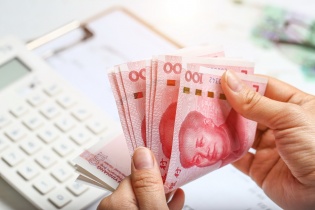 Trung Quốc cắt giảm lãi vay kỳ hạn 5 năm