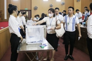 Phiên đấu giá đất Quốc Oai kéo dài gần 20 tiếng, giá cao nhất là 54 triệu đồng/m2
