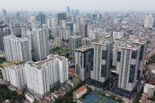 Doanh nghiệp địa ốc dùng nhiều chiêu tạo sốt ảo; Chung cư, đất nền Hà Nội đạt đỉnh