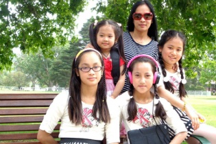 "Nuôi 5 con tôi vẫn mua được nhà, xe nhờ tiết kiệm"