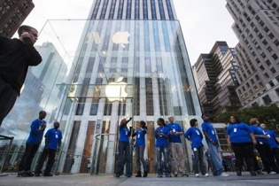 Các đại gia Mỹ cất giữ "núi tiền" ở nước ngoài