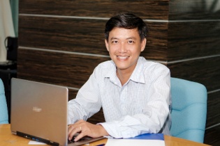 Tham vọng  của CEO 8X giúp taxi truyền thống cạnh tranh Uber, Grab