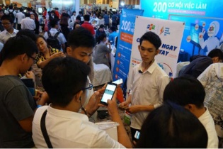 Dân IT muốn lương cao, hãy học thêm ngoại ngữ