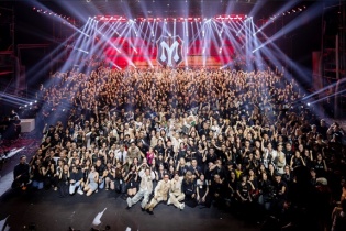 Yeah 1 chốt quyền mua cổ phiếu