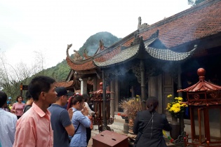 Rộn ràng lễ hội xuân Yên Tử 2019