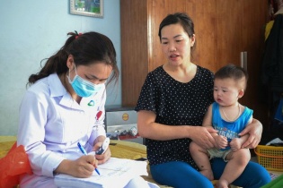 Quảng Ninh xét nghiệm chủ động SARS-CoV-2 bằng test nhanh tại cộng đồng