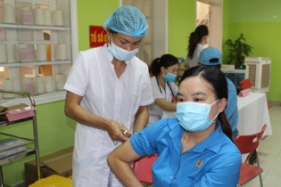 Quảng Ninh phấn đấu là một trong những địa phương đầu tiên đạt miễn dịch cộng đồng