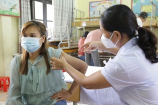 Quảng Ninh đặt mục tiêu hết quý I/2022 tiêm đủ mũi vaccine thứ 3