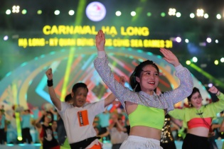 Carnaval Hạ Long 2023 - Bữa tiệc ánh sáng