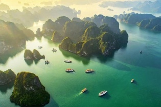 Ngành du lịch sẽ đóng góp 15% cho GRDP của Quảng Ninh vào năm 2030