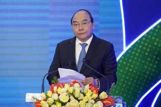  Thủ tướng phát động kêu gọi toàn dân thực hiện Chương trình Sức khỏe Việt Nam nhân Ngày thấy thuốc Việt Nam 