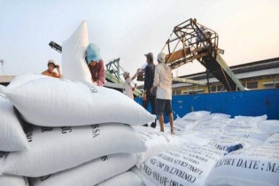 Vượt Thái Lan, giá gạo xuất khẩu của Việt Nam cao nhất thế giới 