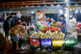 Đề xuất bổ sung chợ đầu mối vào diện cơ sở kinh doanh hàng hóa thiết yếu 