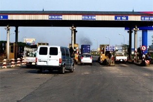 Đề nghị tăng làn thu phí trên quốc lộ 5