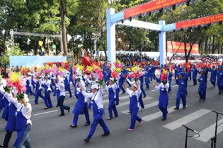 Dịp lễ 30/4, 1/5: Chơi gì, xem gì tại Hà Nội?