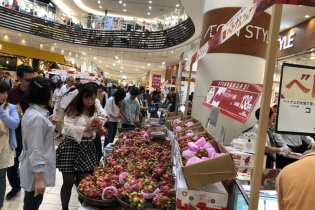 Mở cửa, đưa hàng Việt lên kệ AEON