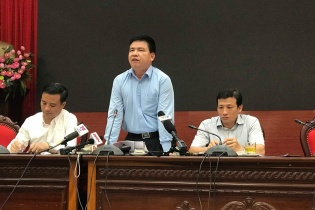 Lãnh đạo Hà Nội liên tiếp "né" các câu hỏi về sự cố nhà máy Rạng Đông