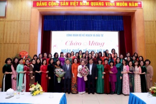 Bộ Kế hoạch và Đầu tư kỷ niệm 110 năm ngày Quốc tế Phụ nữ 8/3 