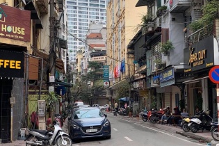 Tối nay sẽ gỡ lệnh cách ly tại phố Trúc Bạch