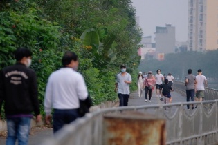 Chủ tịch Hà Nội: Người dân vẫn ra đường nhiều là chủ quan
