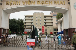 Bệnh viện Bạch Mai được gỡ lệnh phong tỏa từ 12/4