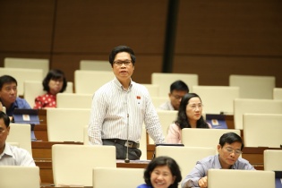 Luật về hộ kinh doanh không điều chỉnh "bà bán nước, ông bán chè"