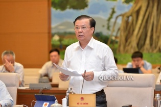 Đề xuất cho Hà Nội nâng trần vay nợ, tăng mức thu một số loại phí 