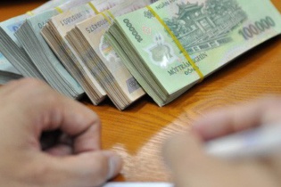 5 năm tái cơ cấu nền kinh tế: Nợ công giảm mạnh, nợ xấu khó "về đích"