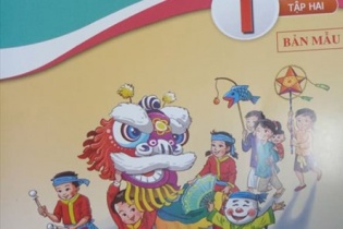 Sách giáo khoa lớp 1 đắt gấp đôi sách cũ, Bộ trưởng Giáo dục nói gì?